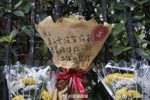 皇马官方祝巴尔韦德27岁生日快乐，加盟至今出战323场斩获14冠